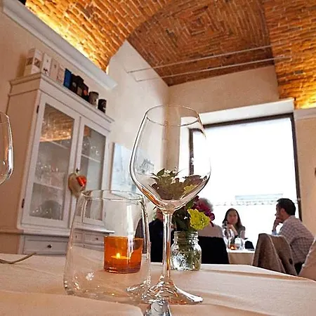Osteria Senza Fretta For Rent Gasthof 3*