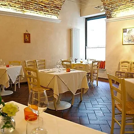 Osteria Senza Fretta For Rent 3*